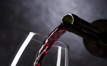 Quels sont les avantages de faire une formation dans le domaine du vin ?